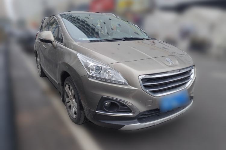 Used Peugeot 3008 2015 2.0L Automatic Classic Edition Front Right 45 Deg