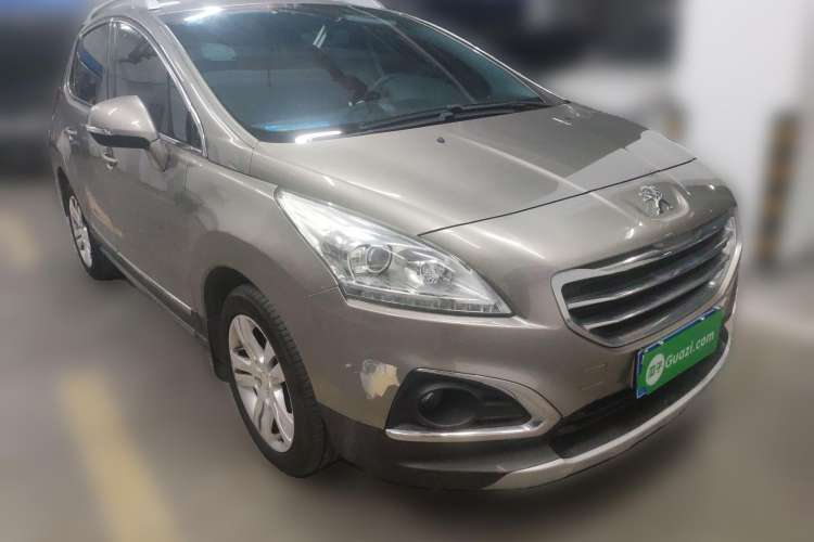 Used Peugeot 3008 2015 1.6THP Automatic Classic Edition Front Right 45 Deg