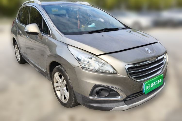 Used Peugeot 3008 2015 2.0L Automatic Classic Edition Front Right 45 Deg