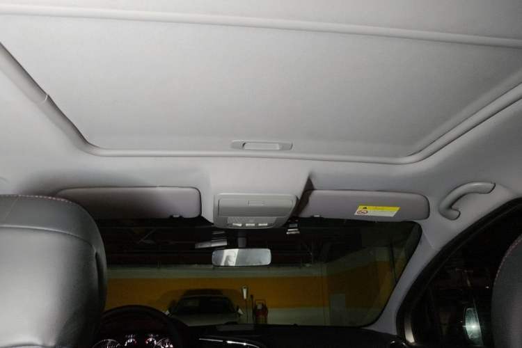 Used Peugeot 3008 2015 1.6THP Automatic Classic Edition Headliner