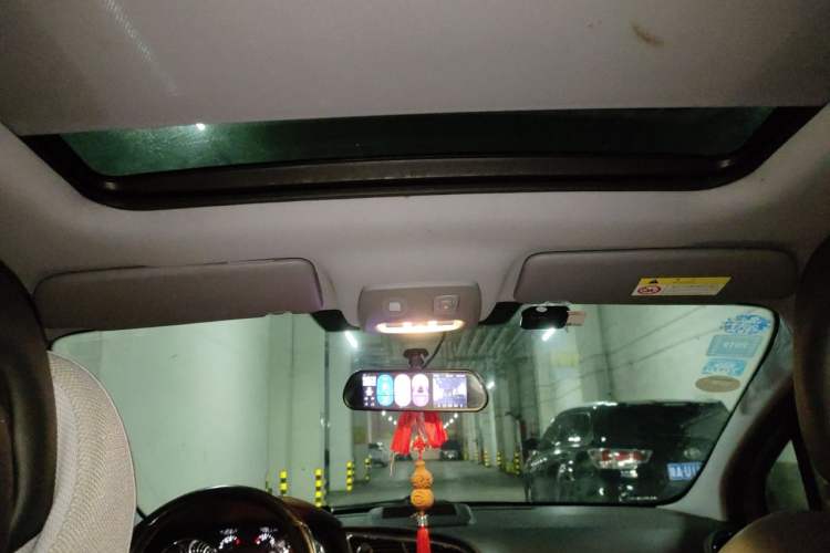 Used Peugeot 3008 2015 2.0L Automatic Trend Edition Headliner