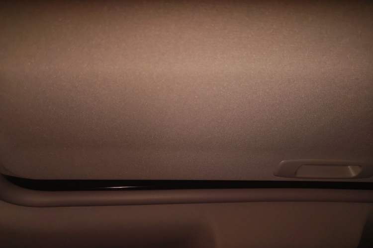 Used Peugeot 3008 2015 1.6THP Automatic Classic Edition Headliner