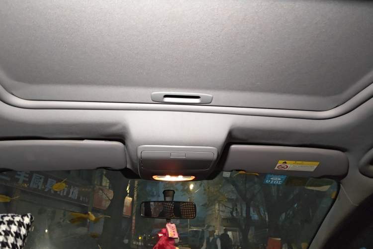 Used Peugeot 3008 2015 2.0L Automatic Trend Edition Headliner