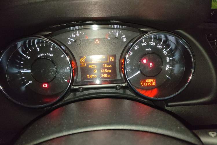 Used Peugeot 3008 2015 2.0L Automatic Trend Edition Instrument Cluster