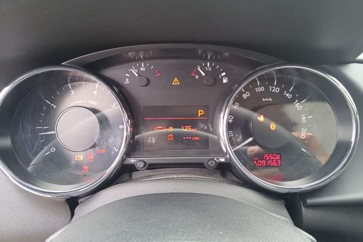 Used Peugeot 3008 2015 2.0L Automatic Classic Edition Instrument Cluster