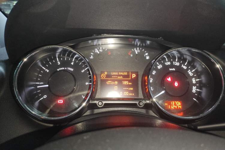 Used Peugeot 3008 2015 1.6THP Automatic Prestige Edition Instrument Cluster