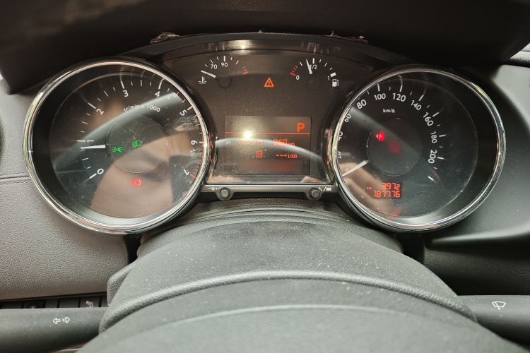 Used Peugeot 3008 2015 1.6THP Automatic Trend Edition Instrument Cluster