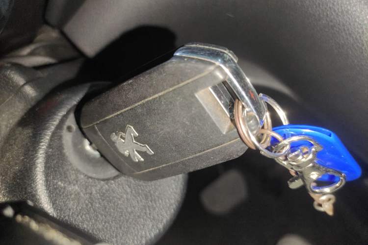 Used Peugeot 3008 2015 1.6THP Automatic Prestige Edition Interior 1