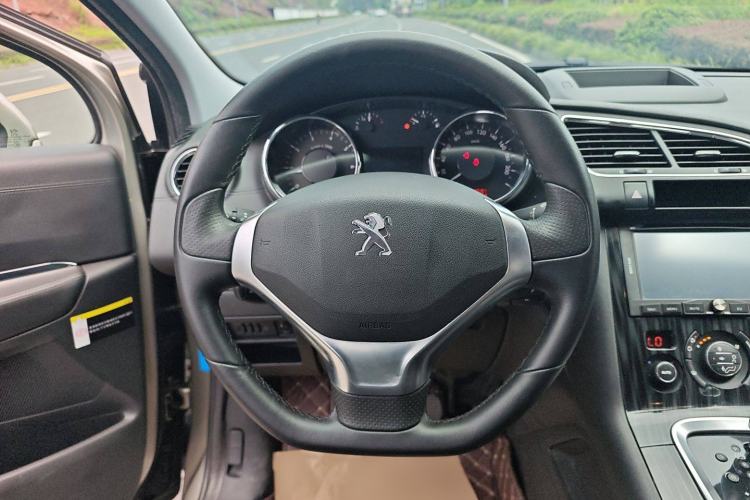 Used Peugeot 3008 2015 2.0L Automatic Trend Edition Interior 5
