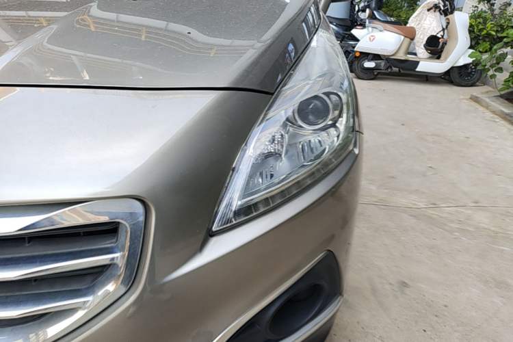 Used Peugeot 3008 2015 1.6THP Automatic Trend Edition Left Front Headlight
