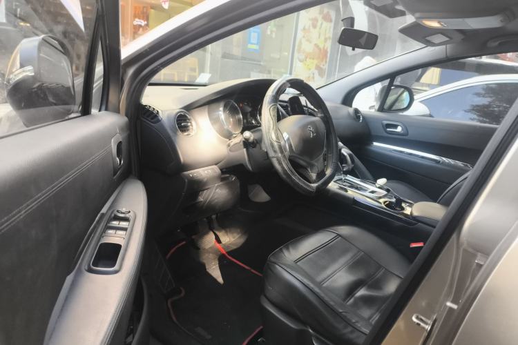 Used Peugeot 3008 2015 2.0L Automatic Classic Edition Left Front Seat