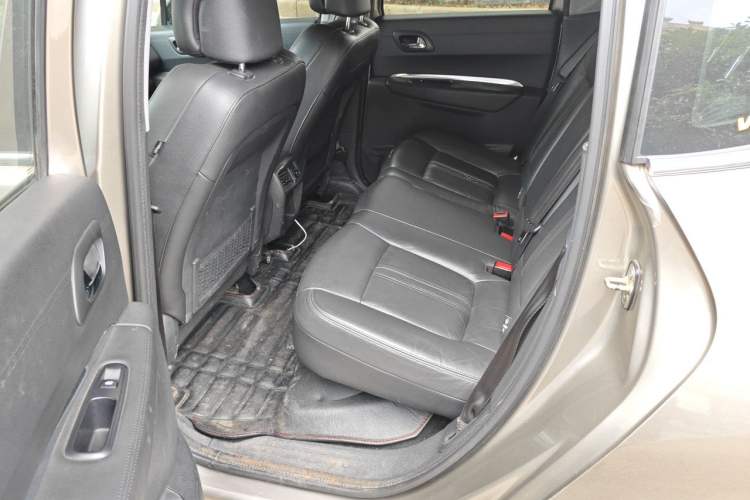 Used Peugeot 3008 2015 2.0L Automatic Trend Edition Left Rear Seat