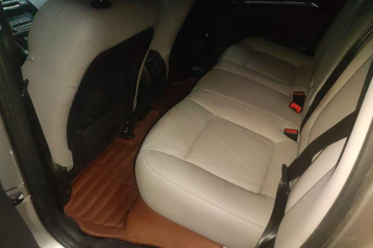 Used Peugeot 3008 2015 1.6THP Automatic Classic Edition Left Rear Seat