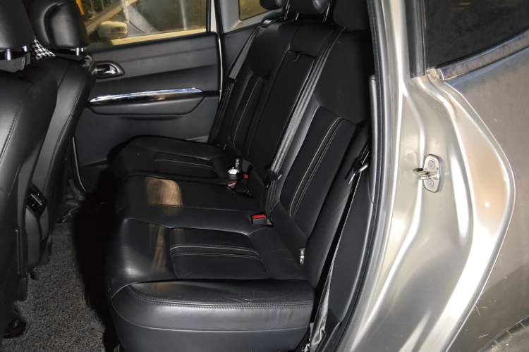 Used Peugeot 3008 2015 2.0L Automatic Trend Edition Left Rear Seat
