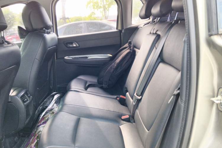Used Peugeot 3008 2015 2.0L Automatic Classic Edition Left Rear Seat