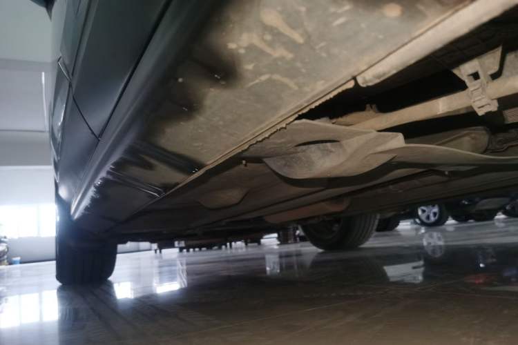 Used Peugeot 3008 2015 2.0L Automatic Classic Edition Left Side Sill