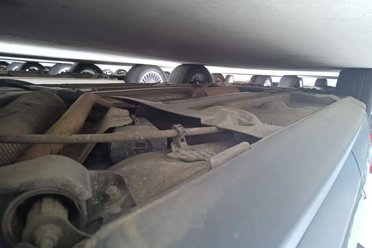Used Peugeot 3008 2015 2.0L Automatic Classic Edition Left Side Sill
