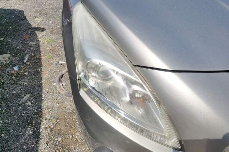 Used Peugeot 3008 2015 1.6THP Automatic Trend Edition Right Front Headlight
