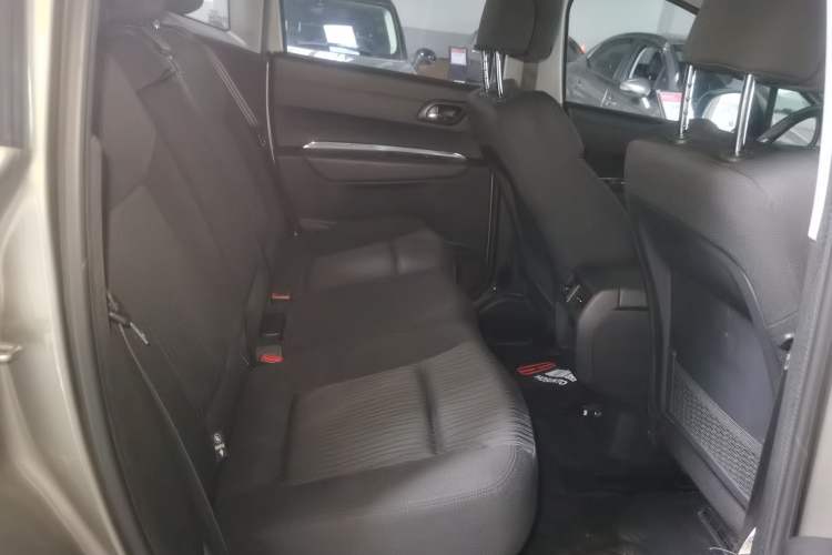 Used Peugeot 3008 2015 2.0L Automatic Classic Edition Right Rear Seat