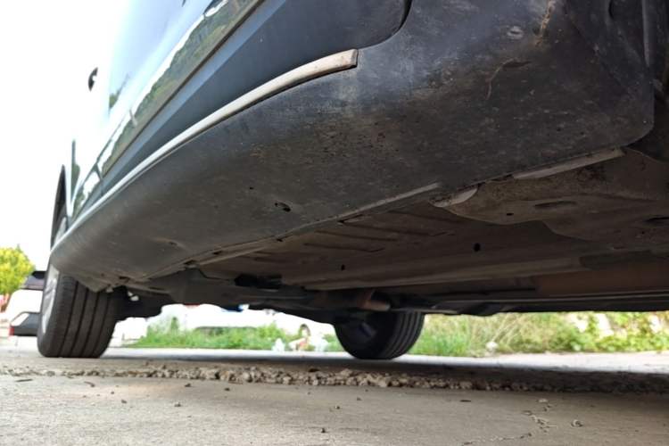 Used Peugeot 3008 2015 2.0L Automatic Classic Edition Right Side Sill