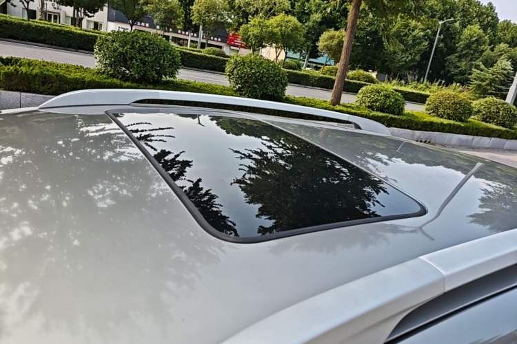 Used Peugeot 3008 2015 2.0L Automatic Classic Edition Roof
