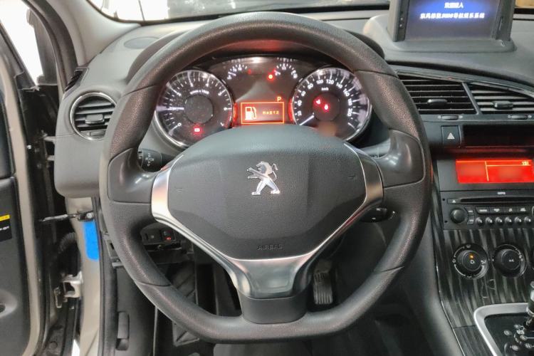 Used Peugeot 3008 2015 2.0L Automatic Classic Edition Steering Wheel