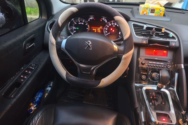 Used Peugeot 3008 2015 2.0L Automatic Trend Edition Steering Wheel