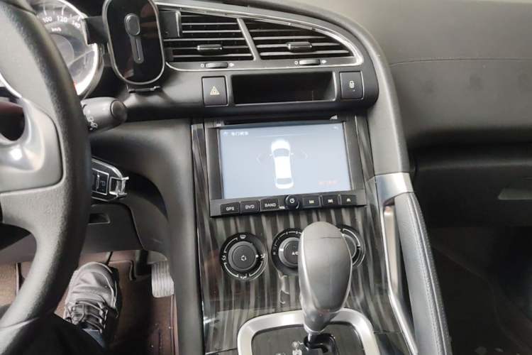 Used Peugeot 3008 2015 2.0L Automatic Classic Edition Audio And AC Panel