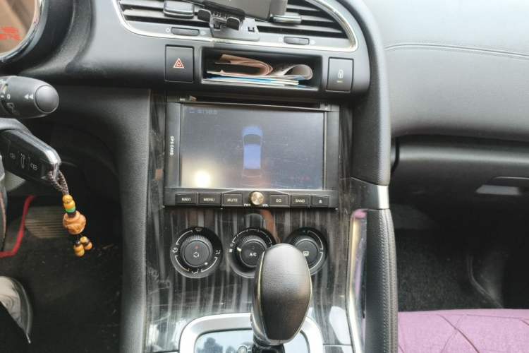 Used Peugeot 3008 2015 2.0L Automatic Classic Edition Audio And AC Panel
