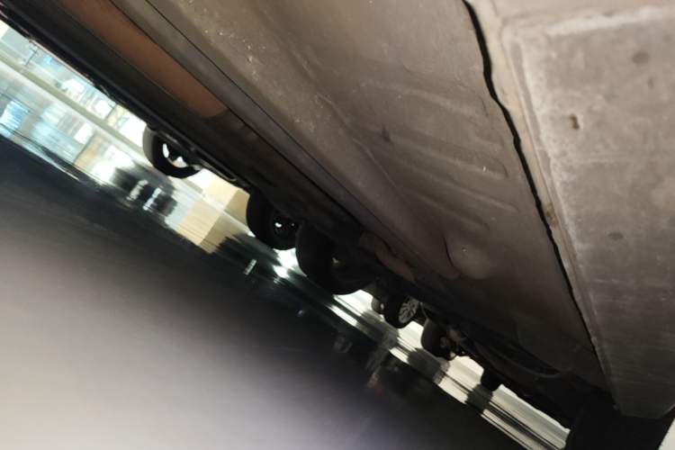 Used Peugeot 3008 2015 2.0L Automatic Trend Edition Chassis Front Left