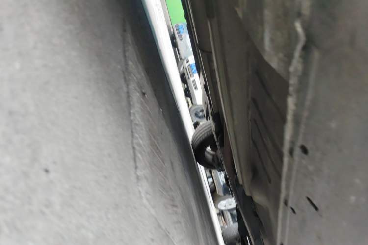 Used Peugeot 3008 2015 1.6THP Automatic Prestige Edition Chassis Front Left