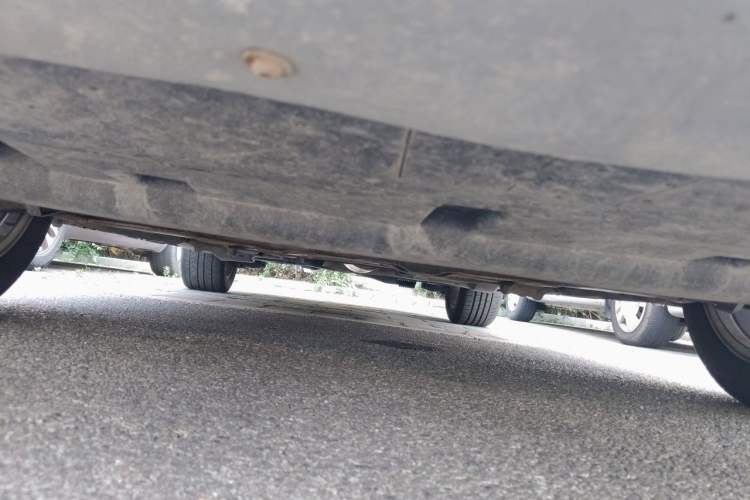 Used Peugeot 3008 2015 1.6THP Roland Garros Edition Chassis Front