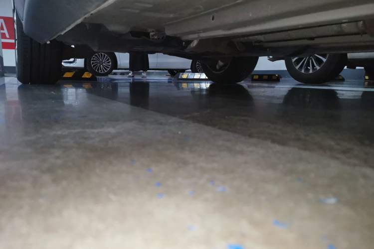 Used Peugeot 3008 2015 2.0L Automatic Trend Edition Chassis Front Right