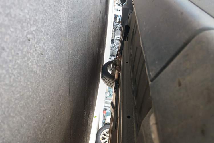 Used Peugeot 3008 2015 2.0L Automatic Trend Edition Chassis Front Right