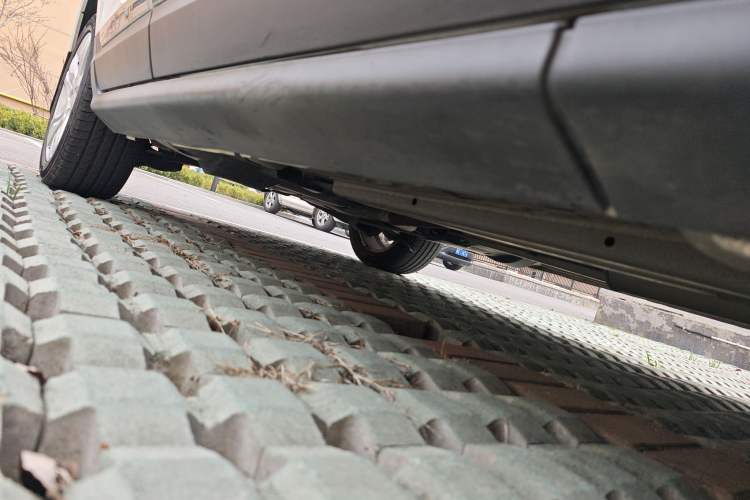 Used Peugeot 3008 2015 1.6THP Automatic Classic Edition Chassis Front Right