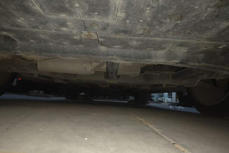 Used Peugeot 3008 2015 2.0L Manual Classic Edition Chassis Front
