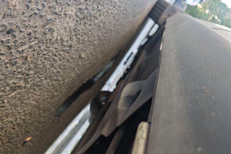 Used Peugeot 3008 2015 2.0L Automatic Classic Edition Chassis Rear Left