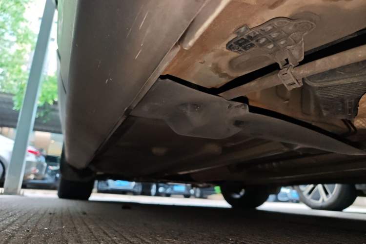 Used Peugeot 3008 2015 2.0L Automatic Classic Edition Chassis Rear Left