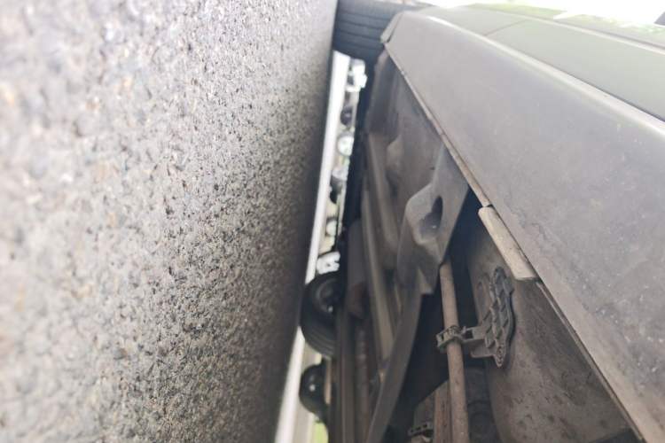 Used Peugeot 3008 2015 1.6THP Automatic Classic Edition Chassis Rear Left