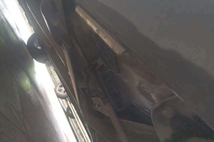 Used Peugeot 3008 2015 2.0L Automatic Classic Edition Chassis Rear Left