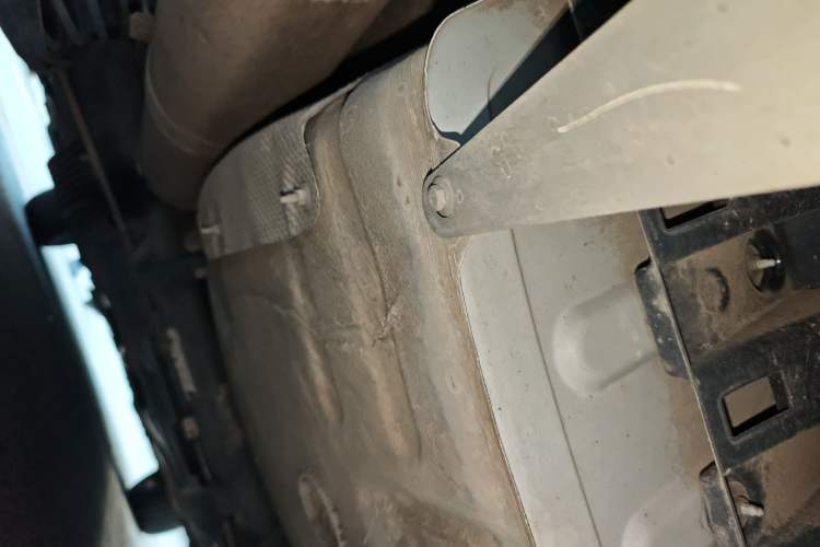 Used Peugeot 3008 2015 2.0L Manual Classic Edition Chassis Rear