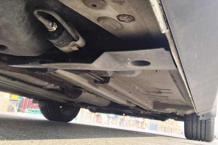 Used Peugeot 3008 2015 1.6THP Automatic Classic Edition Chassis Rear Right
