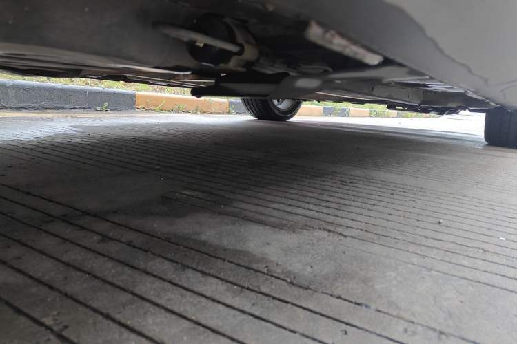 Used Peugeot 3008 2015 1.6THP Automatic Classic Edition Chassis Rear Right
