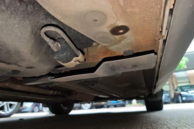 Used Peugeot 3008 2015 2.0L Automatic Classic Edition Chassis Rear Right