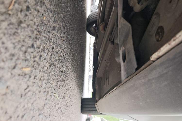 Used Peugeot 3008 2015 1.6THP Automatic Classic Edition Chassis Rear Right