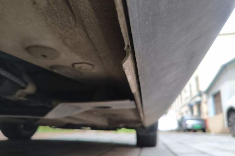Used Peugeot 3008 2015 2.0L Automatic Classic Edition Chassis Rear Right