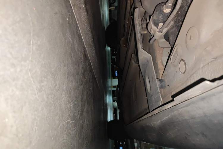 Used Peugeot 3008 2015 1.6THP Automatic Prestige Edition Chassis Rear Right