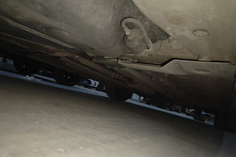 Used Peugeot 3008 2015 2.0L Manual Classic Edition Chassis Rear Right