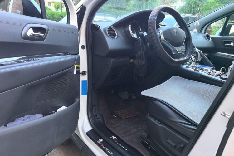 Used Peugeot 3008 2015 1.6THP Automatic Trend Edition Driver Seat