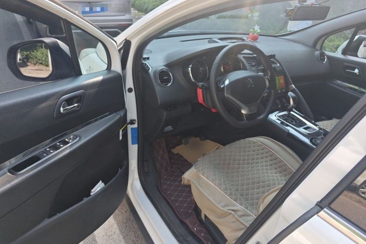 Used Peugeot 3008 2015 2.0L Automatic Classic Edition Driver Seat